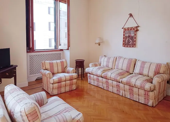 Roman Holidays Boutique Hotel